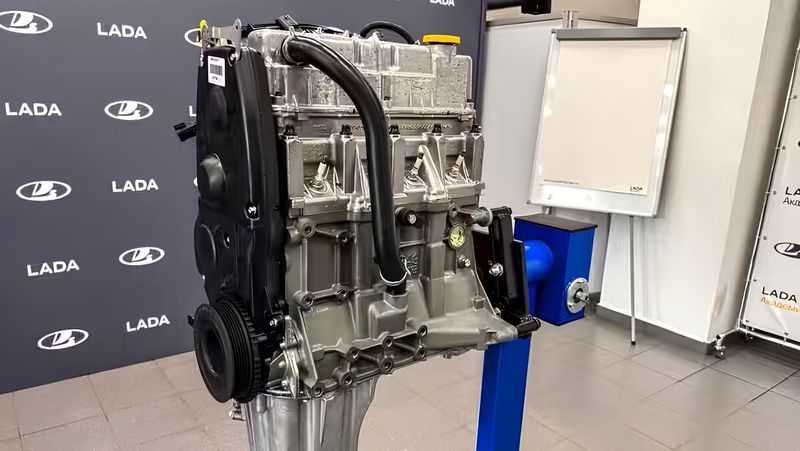 Фото двигателя ВАЗ-11184